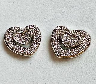 Pendientes corazon y circonitas en plata ley 925