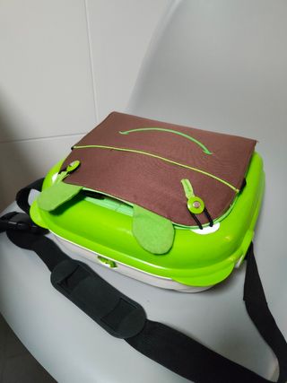 Trona viaje rígida almacenaje