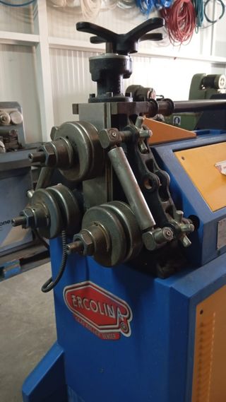 Curvadora de perfiles Ercolina