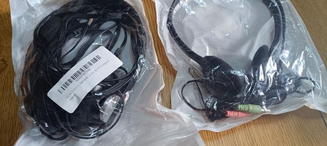 Coppia cuffie per computer