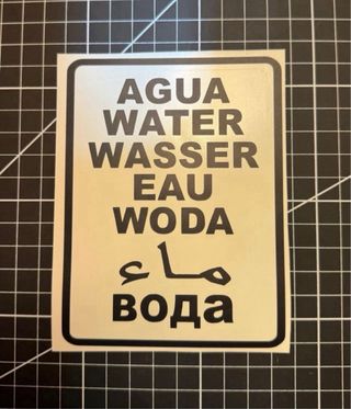 Pegatina Diesel y agua en varios idiomas