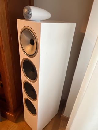 Altavoces Bowers  Wilkins 702 S2