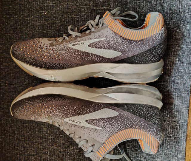 Brooks Levitate 2 Running