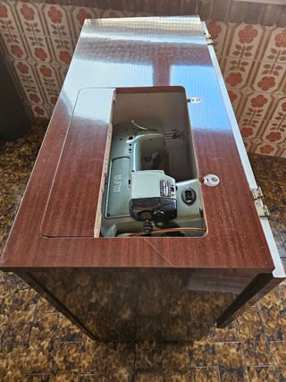 Máquina de coser Alfa
