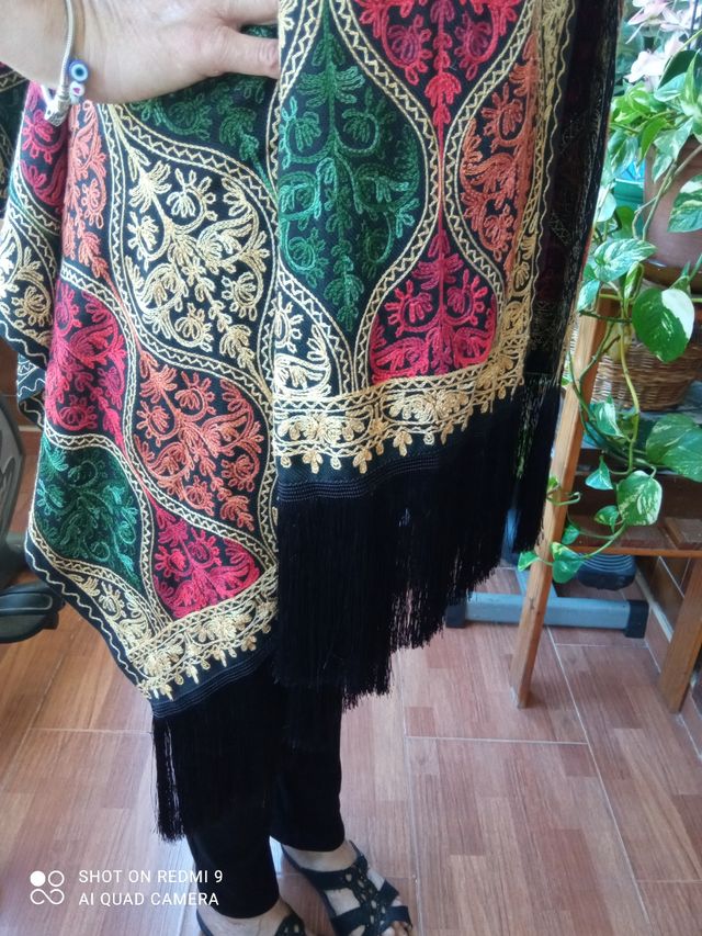 Chaleco Indio a estrenar con flecos