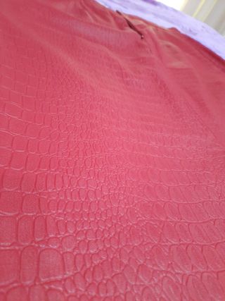 Falda cuero roja