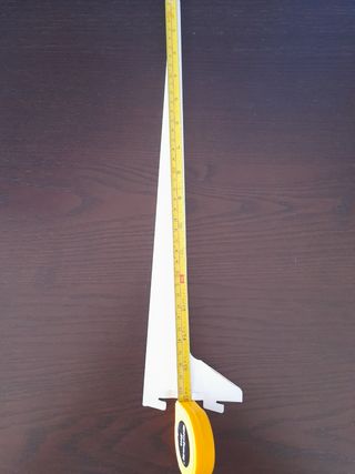 Cartelas/ escuadras blancas de metal de 30/40cm.