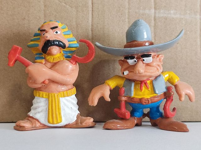 Figuras de políticos años 80.