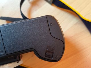 Camara Reflex Analógica Nikon F-401 completa