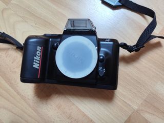 Camara Reflex Analógica Nikon F-401 completa