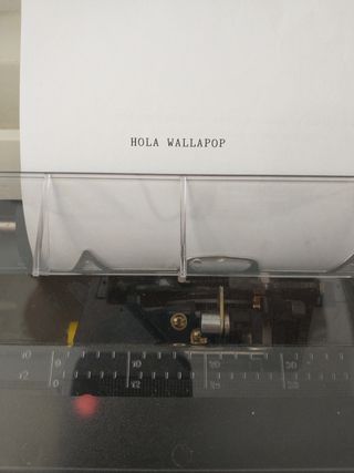 Máquina de escribir eléctrica BROTHER AX-410