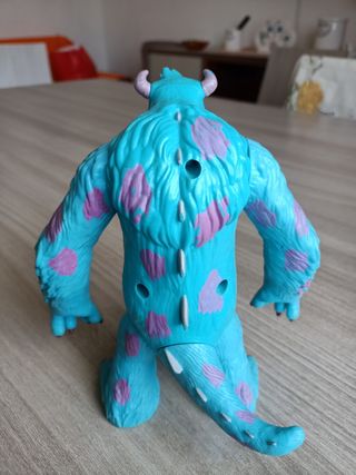 Action figure skully Disney Pixar