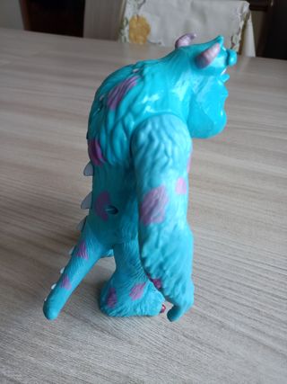 Action figure skully Disney Pixar