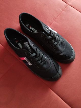Zapatillas Kawasaki negras 38