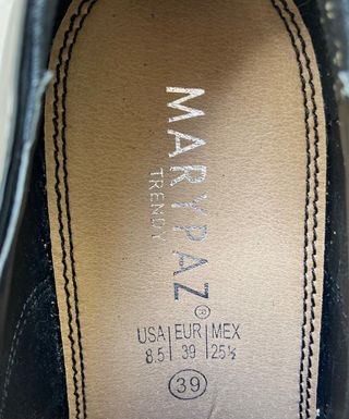 Zapatos de tacón con cordones de charol Marypaz