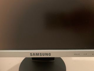 Se venden 2 monitores Samsung