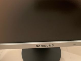 Se venden 2 monitores Samsung