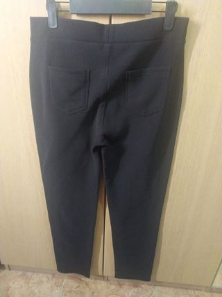 Pantalón elástico mujer.XL. Negro. Nuevo