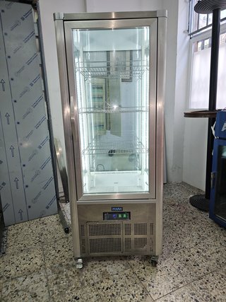Vitrina vertical para pastelería,  Polar