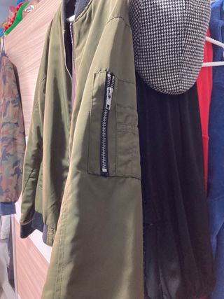 CHAQUETA BOMBER NEW YORKER