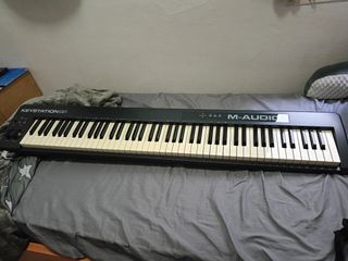 Sintetizador Keystation 88