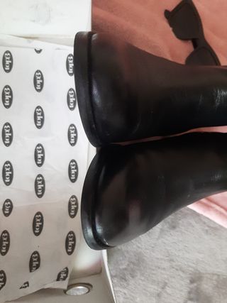Botines Vaqueros de Piel. T 38