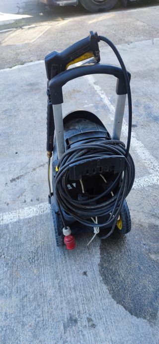 HIDROLIMPIADORA KARCHER PROFESIONAL