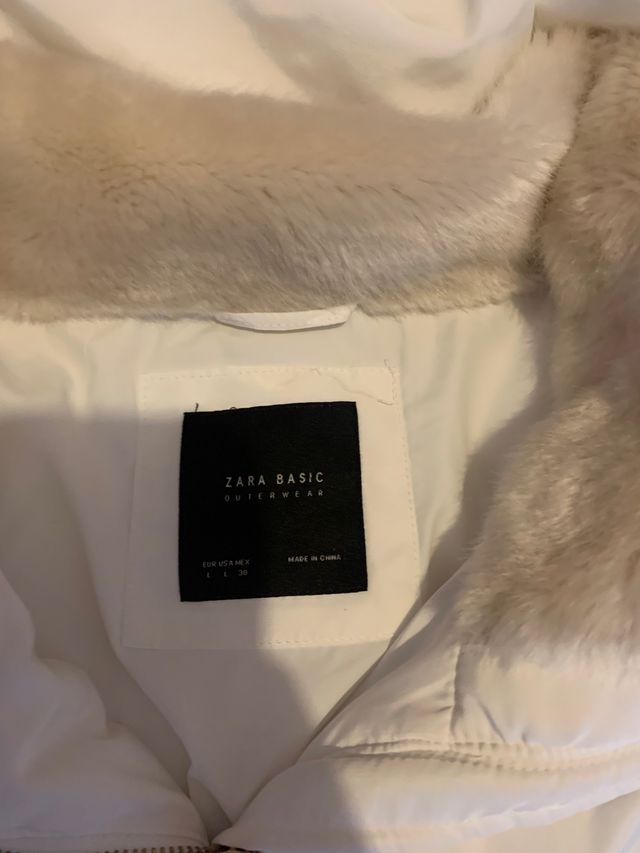 Plumifero entallado Zara