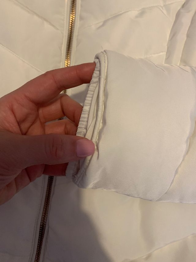 Plumifero entallado Zara