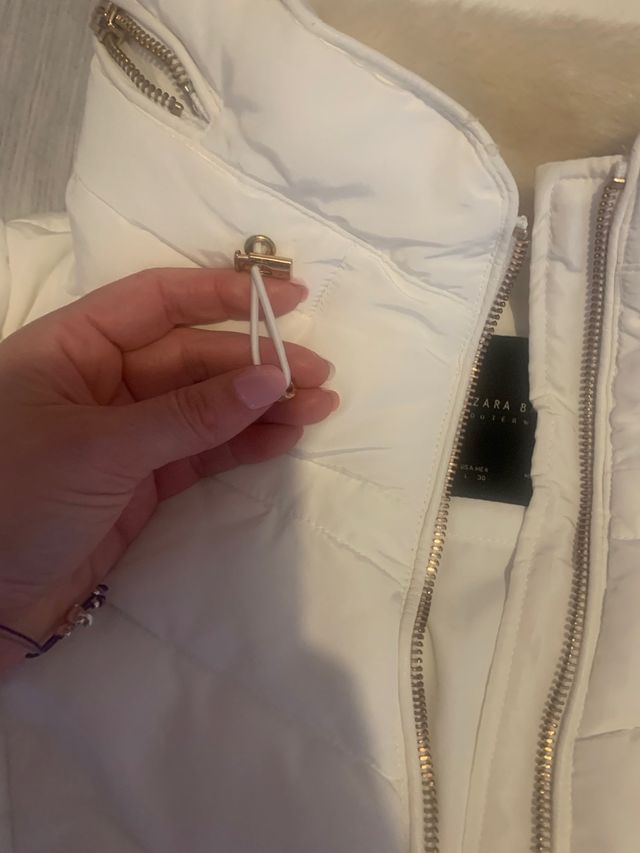 Plumifero entallado Zara