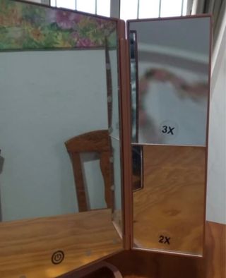 Espejo de apertura con luz