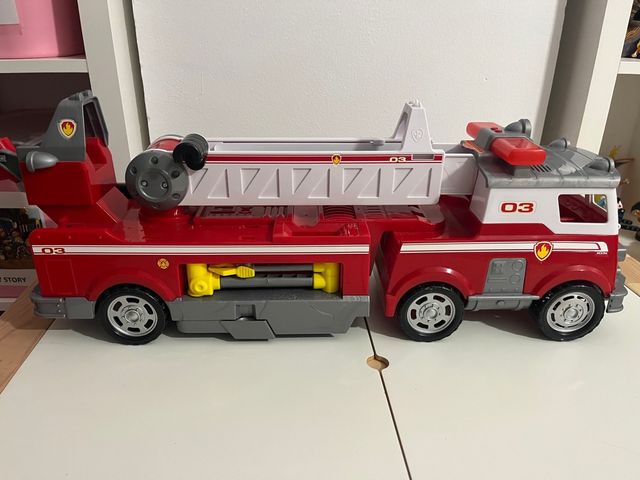 Camion bomberos patrulla canina