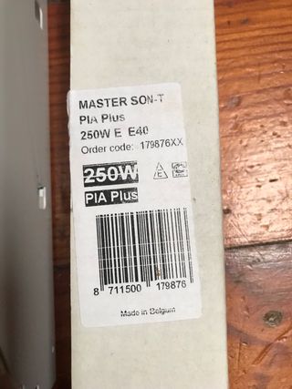 BALASTRO Y BOMBILLA DE SODIO DE 250W PHILIPS