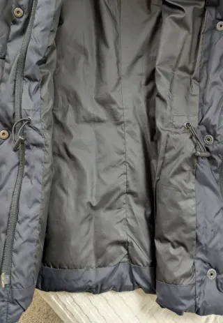 Chaqueta de plumas negra Adolfo Domínguez