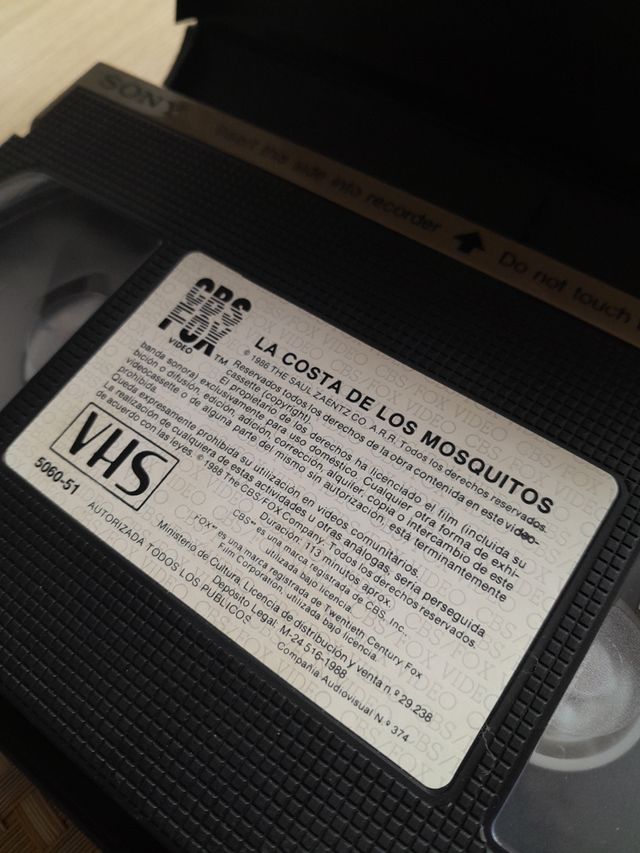 VHS LA COSTA DE LOS MOSQUITOS