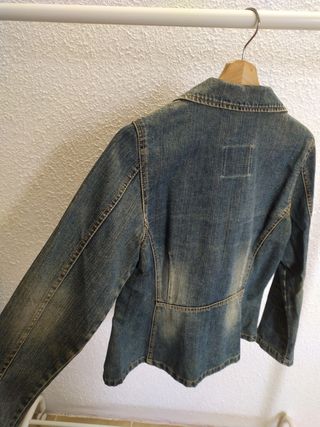 Cazadora vaquera denim