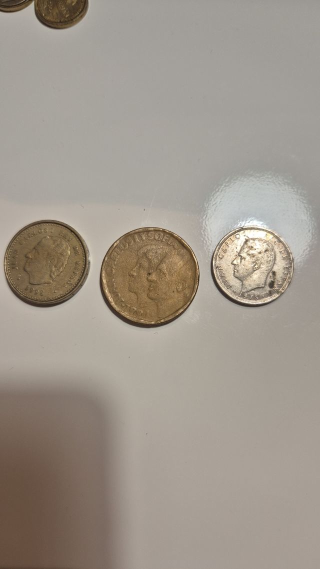 Colección resto de monedas y billetes