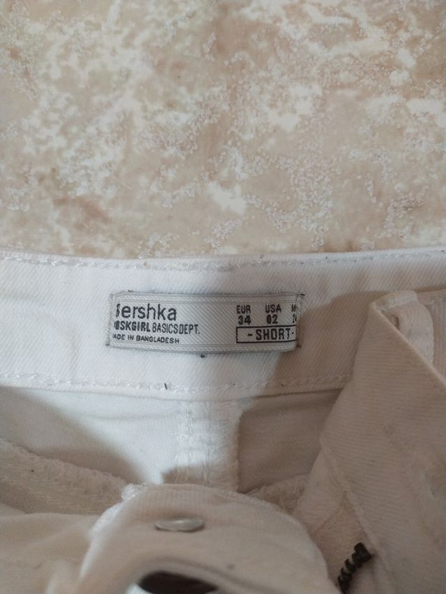 Pantalón vaquero corto mujer Bershka 