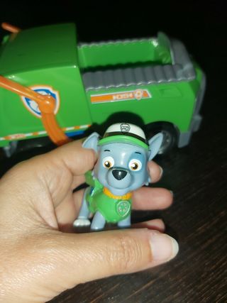 Rocky con su camión