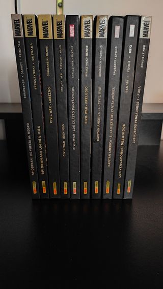 Comics Marvel Deluxe variados