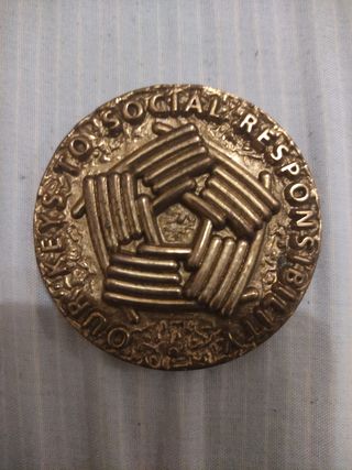 DIFÍCIL MEDALLA DE BRONCE.