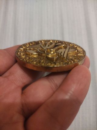 DIFÍCIL MEDALLA DE BRONCE.