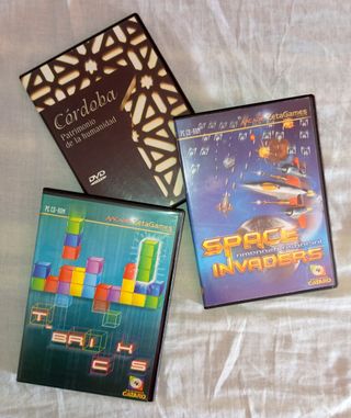 PELÍCULAS, JUEGOS EN DVD Y VARIOS REGALOS.