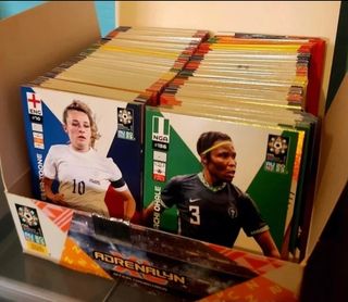 Lote 108 sin repetir Adrenalyn mundial femenino