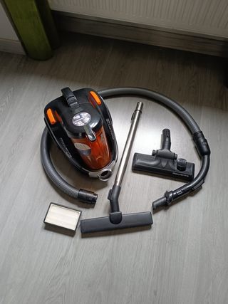 Aspirador Rowenta 750W