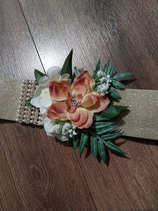 Cinturón con flores