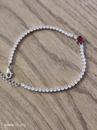 ÚLTIMA! Pulsera corazón Rubí circonitas plata