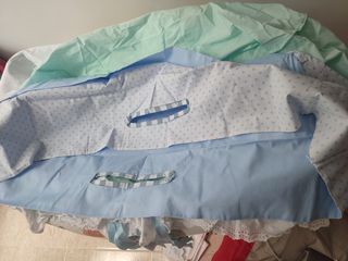Moisés de mimbre de bebe con nido y vestiduras