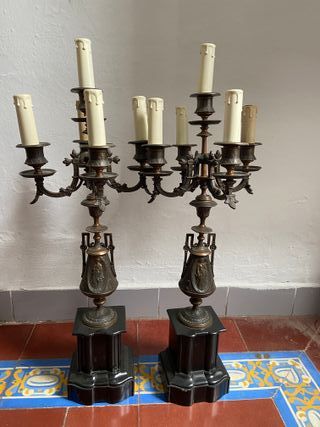 Candelabros dorados