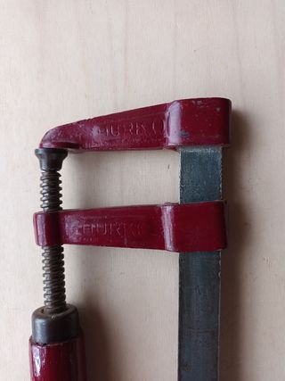 Gato de carpintero Hurko.